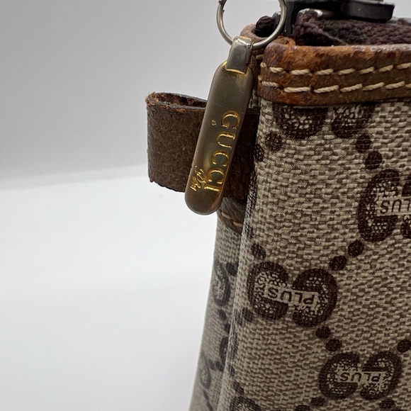 Gucci Plus Pouch EUC - really clean - Picture 7 of 16